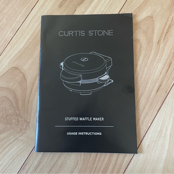Curtis Stone Stuffed Waffle Maker - Picture 5 of 5